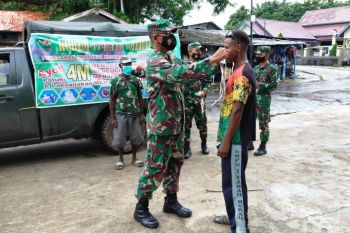 Kodim 1711 Boven Digoel disiplinkan warga pakai masker