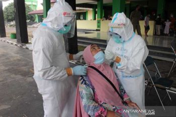 Pulang wisata dari Bali,  193 warga Boyolali dites cepat antigen