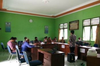 Polbangtan YoMa mendorong petani milenial Sidareja merambah pasar digital