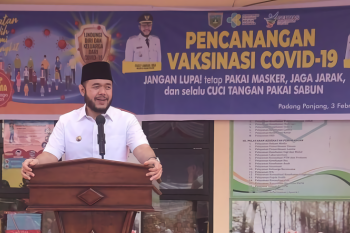 Wako Padang Panjang canangkan vaksinasi COVID-19