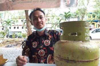 Polemik Kartu kendali gas elpiji di Tanjungpinang