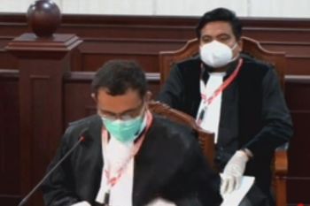KPU, Bawaslu Morut dan Paslon D1A jawab permohonan paslon Handal di Mk