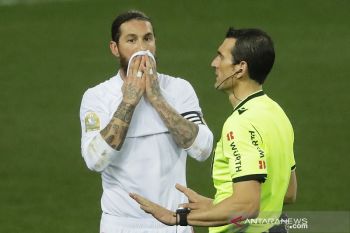 Sergio Ramos sukses menjalani operasi lutut