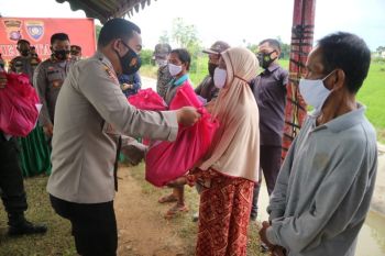 Kapolres Bartim apresiasi semangat dan kekompakan warga kampung tangguh