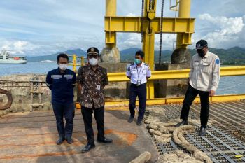 Kerusakan fisik Pelabuhan Simboro akibat gempa Mamuju-Majene capai 80 persen