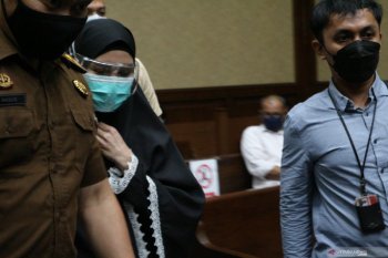 Hakim:  Pinangki tidak dapat buktikan uang warisan suami