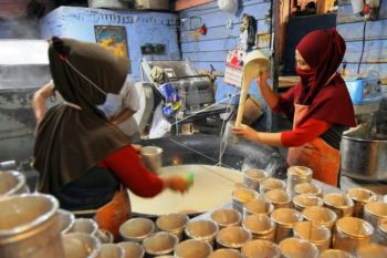 Pembuatan dodol keranjang