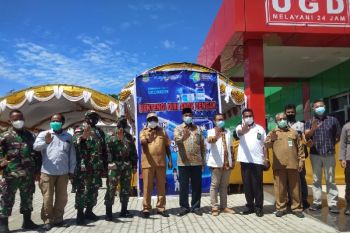 Satgas Yonif Raider 100/PS ikuti vaksinasi COVID-19 di Kabupaten Keerom