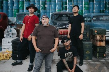 Jalan Tengah meluncurkan mini album "Animo"