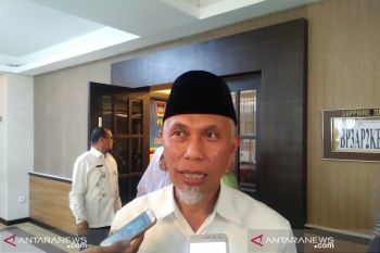 Libur Imlek, warga Padang imbau tetap di rumah
