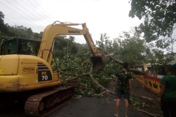 BPBD Kota Bandarlampung ingatkan masyarakat waspadai cuaca buruk