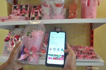 Love in the time of pandemic