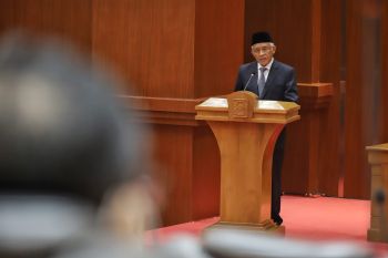 Bupati Sleman serahkan LKPJ 2020 ke DPRD Sleman