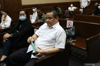 Irjen Pol Napoleon Bonaparte dituntut hanya 3 tahun penjara