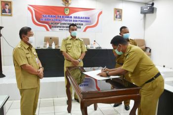 Pemkab Barito Utara laksanakan serah terima jabatan