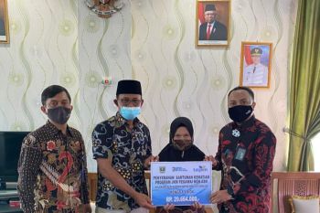 TASPEN berikan JKM bagi pegawai honorer Dinsos Sumbar