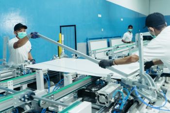 Deltamas Solusindo bantu proyek PLTS komunal di NTT