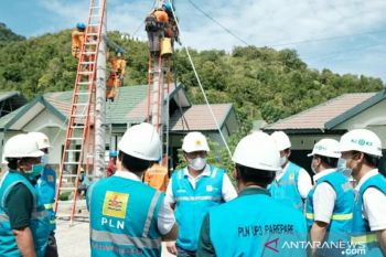 PLN putuskan aliran listrik Disdag dan Satpol PP Makassar karena menunggak