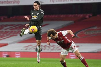 Solskjaer tak terkejut dengan kesuksesan Cavani di musim perdananya