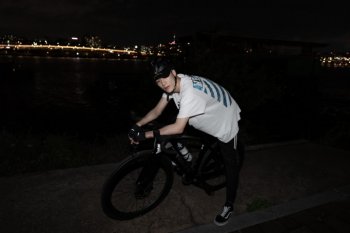 Pentingnya posisi tangan bersepeda guna cegah "cyclist's palsy"