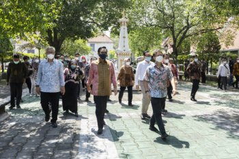 Menkes cek persiapan vaksinasi COVID-19 tahap kedua di Yogyakarta