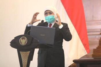 Khofifah minta kepala SMA/SMK sederajat kawal siswa daftar SNMPTN