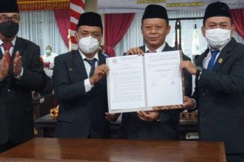 DPRD Lampung Selatan gelar paripurna usulan pengangkatan Bupati dan Wakil Bupati terpilih