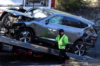 Tiger Woods tenga pulihkan diri usai operasi akibat kecelakaan mobil