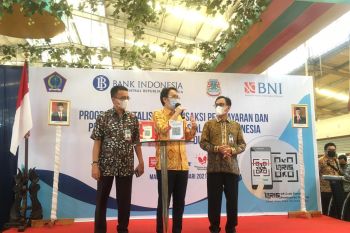 Wamendag Sambuaga dukung digitalisasi pasar lewat QRIS di Sulut
