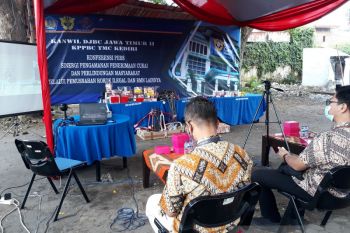 Bea Cukai Kediri musnahkan barang sitaan pada 2020
