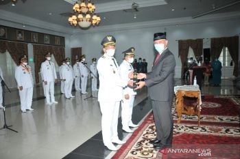 Rusma Yul Anwar dan Rudi Hariyansyah resmi jabat Bupati dan Wakil Bupati Pesisir Selatan