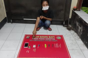 Apes, hendak transaksi narkoba di pertokoan, wanita ini ditangkap polisi