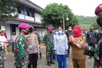 Wali Kota Bandarlampung kunjungi Markas Marinir