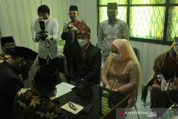 Ombudsman Sumsel minta instansi pelayanan  publik perkuat prokes