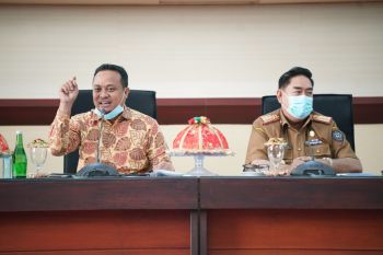 Plt Gubernur Sulsel minta BKAD segera bayarkan gaji pegawai honorer
