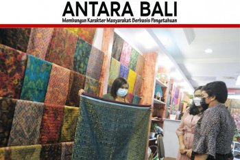 PEMKOT DENPASAR AJAK GENERASI MILENIAL GUNAKAN TENUN ENDEK