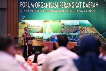 Plt Gubernur Sulsel tegaskan proyek Infrastruktur tetap jalan