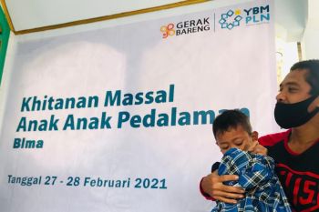 YBM PLN khitan puluhan anak miskin di pedalaman Bima
