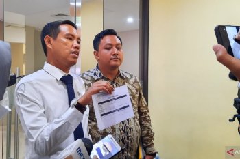 Marzuki Alie batal melaporkan pimpinan PD karena berkas tidak lengkap