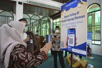 Pemkab Sleman-Bank BPD meluncurkan infak masjid daring melalui QRIS