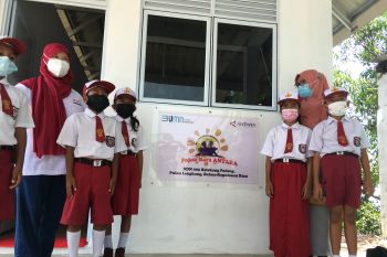 Perum LKBN ANTARA bangun pojok baca di Pulau Lengkang