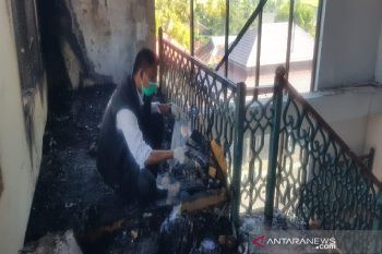 Diduga sakit hati, oknum PNS bakar satu ruang Kantor Bupati Bireuen
