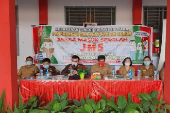 Kejati Sulut edukasi pelajar Bitung gunakan Medsos dengan benar