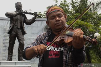 Ziarah Makam WR Soepratman