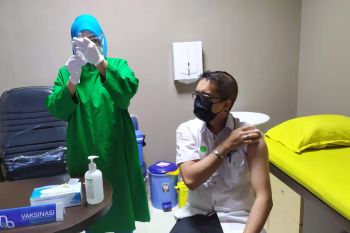 85 Persen Nakes Telah Divaksin, SPH Targetkan Akhir Bulan Ini Selesai