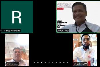 Gelar Webinar tentang Aturan Perundangan Kecelakaan Kerja, Semen Padang Hadirkan Direskrimum Polda Sumbar