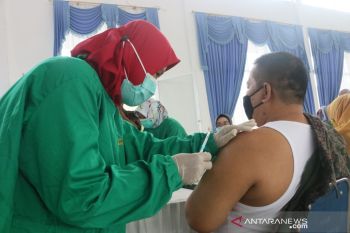 ASN di Pasaman Barat diharapkan menjadi contoh bagi masyarakat penerapan vaksin COVID-19