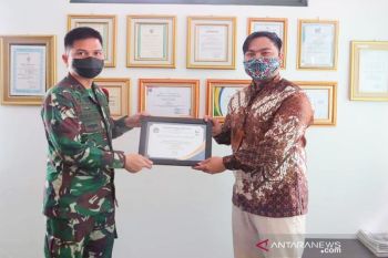 Dandim Muara Teweh terima penghargaan penyelesaian laporan SPT Tahunan