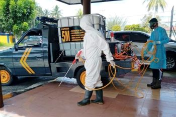 Polresta Palangka Raya lakukan desinfeksi cegah penyebaran COVID-19