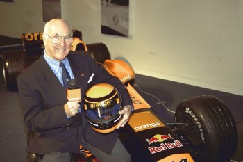 Komentator legendaris F1  Murray Walker meninggal dunia